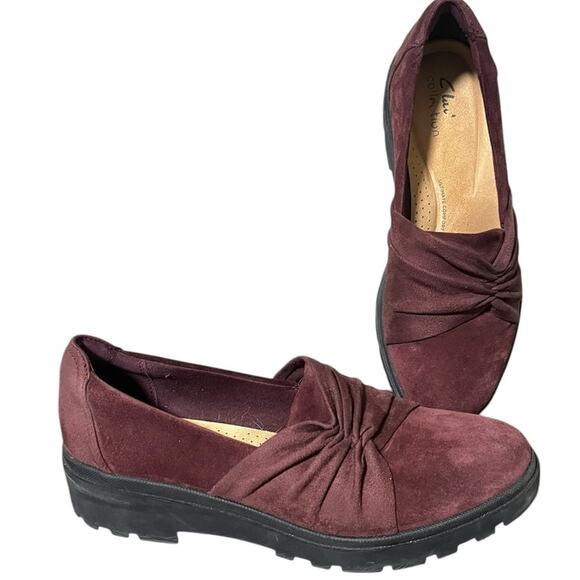 CLARKS‎ Calla Burgundy Suede Slip On Loafer Ruched Detail Women's Size 9.5 - Picture 1 of 8